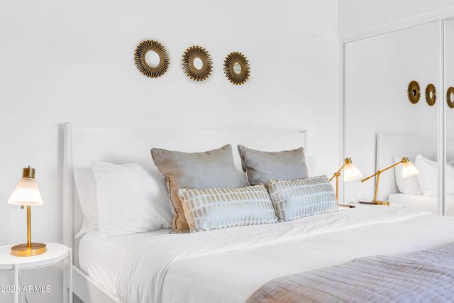 8614 E Monterey Way, Scottsdale, AZ 85251