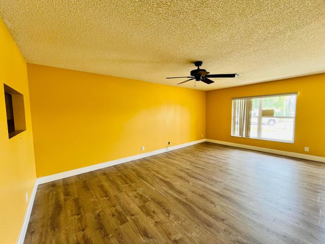 5855 Timber Valley Drive, Lake Worth, FL 33463