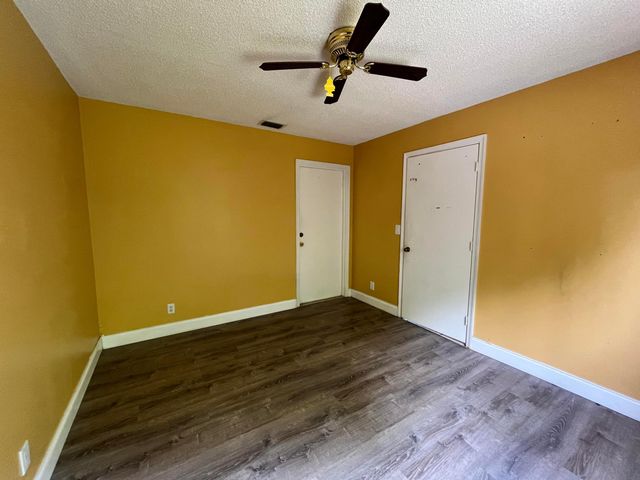 5855 Timber Valley Drive, Lake Worth, FL 33463