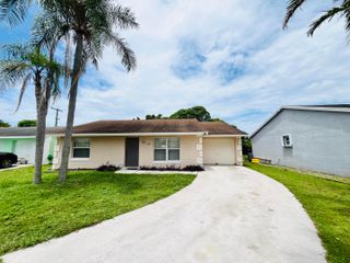 5855 Timber Valley Drive, Lake Worth, FL 33463