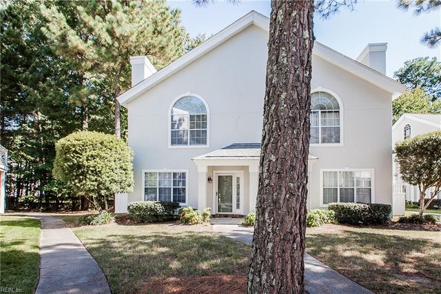 567 Seahorse RN, Chesapeake, VA 23320