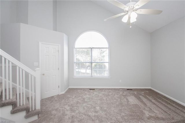 567 Seahorse RN, Chesapeake, VA 23320