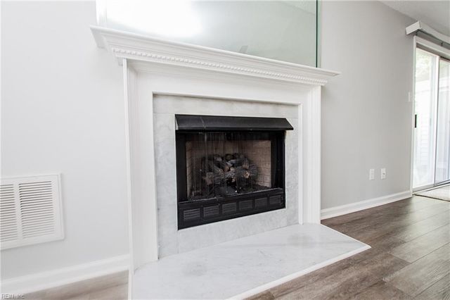 567 Seahorse RN, Chesapeake, VA 23320