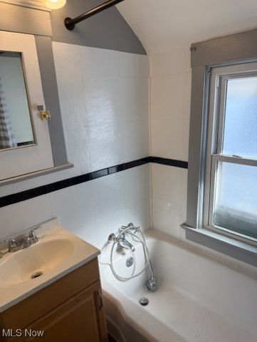 1487 E 173 Street, Cleveland, OH 44110