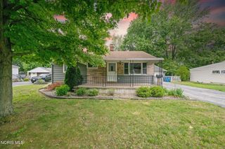 5745 Dornell Drive, Sylvania, OH 43560