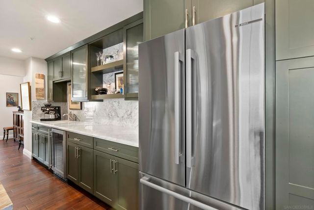 7718 Ivanhoe, La Jolla, CA 92037