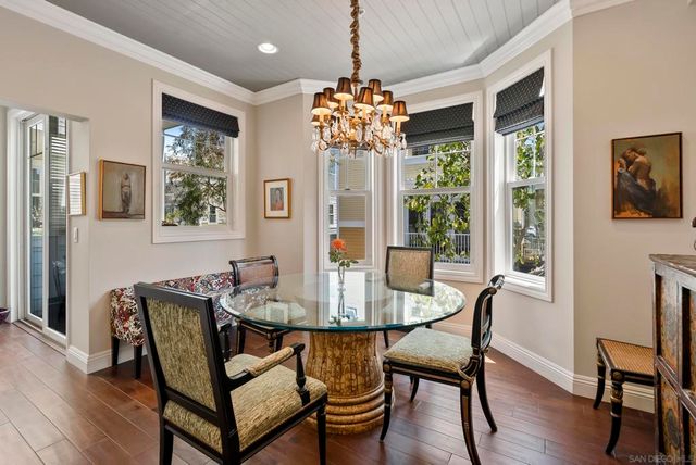 7718 Ivanhoe, La Jolla, CA 92037