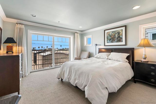 7718 Ivanhoe, La Jolla, CA 92037