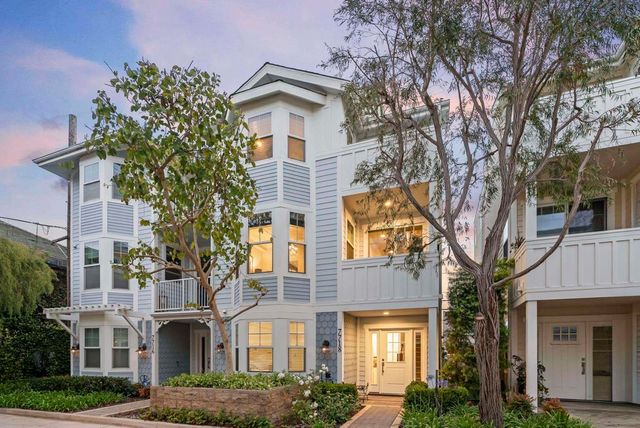 7718 Ivanhoe, La Jolla, CA 92037