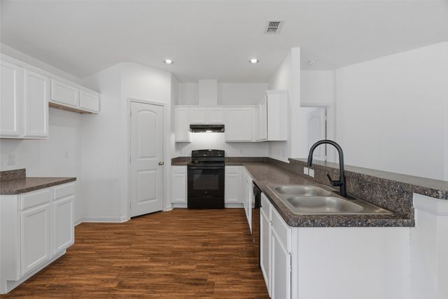 2839 Saint David Drive, Dallas, TX 75233