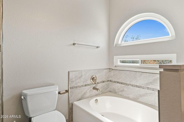 14435 S 35TH Street, Phoenix, AZ 85044