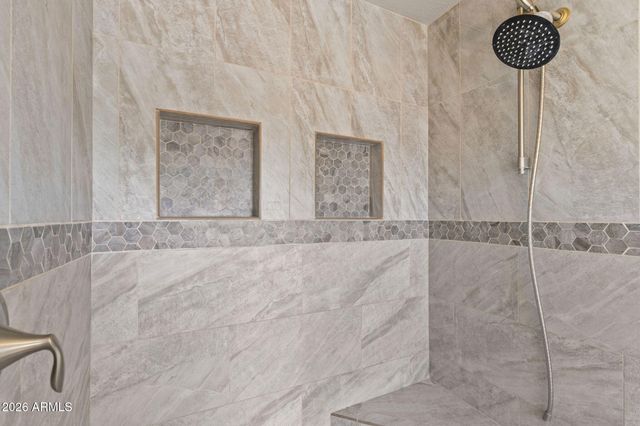 14435 S 35TH Street, Phoenix, AZ 85044