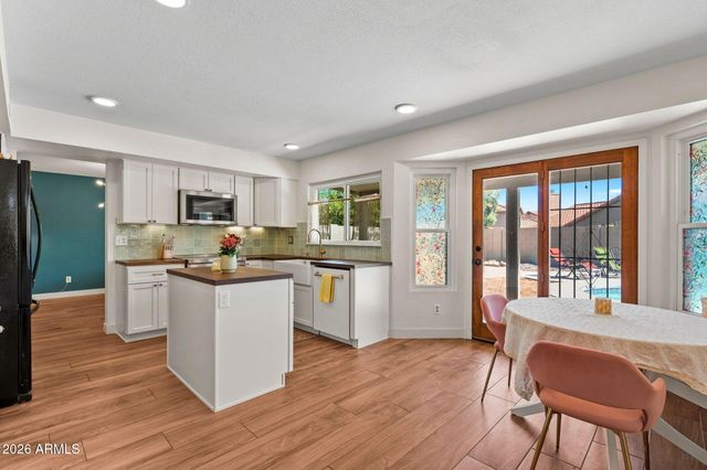 14435 S 35TH Street, Phoenix, AZ 85044