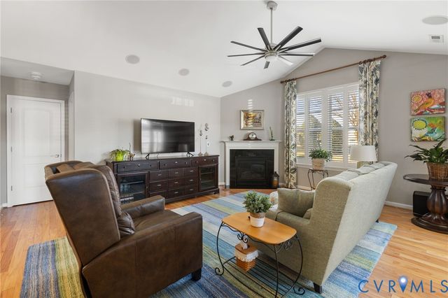 5753 Magnolia Shore Ln, Chester, VA 23831