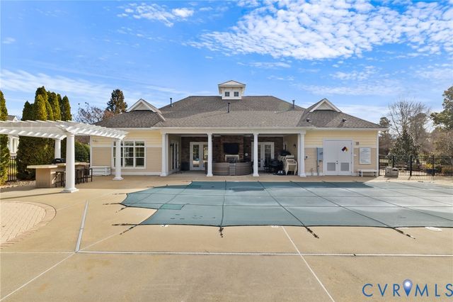 5753 Magnolia Shore Ln, Chester, VA 23831