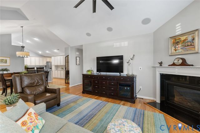 5753 Magnolia Shore Ln, Chester, VA 23831