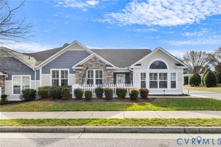 5753 Magnolia Shore Ln, Chester, VA 23831