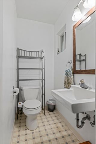 324 Stanley Avenue, Medford, OR 97504