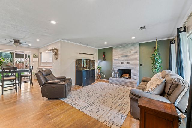 324 Stanley Avenue, Medford, OR 97504