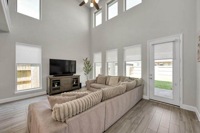 631 Sand Branch Drive, Conroe, TX 77304