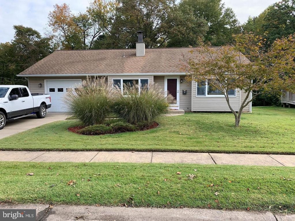 619 SHUE DR, Newark, DE 19713