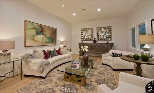 16449 Tudor Drive, Encino (los Angeles), CA 91436