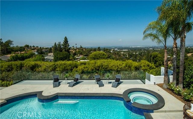 16449 Tudor Drive, Encino (los Angeles), CA 91436