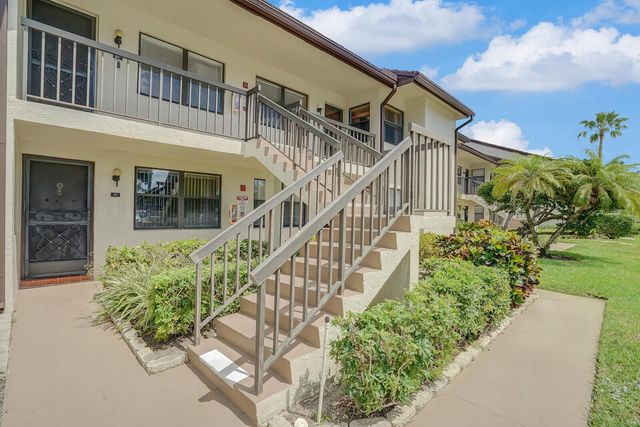 7593 Tahiti Lane 202, Lake Worth, FL 33467