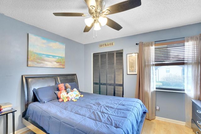 7593 Tahiti Lane 202, Lake Worth, FL 33467