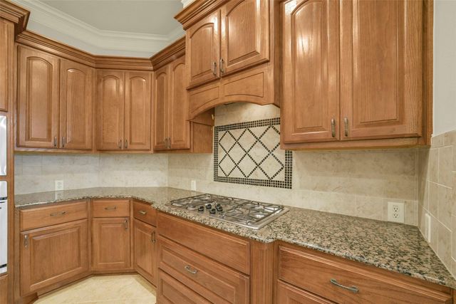 6518 Canyon Cliff Court, Houston, TX 77041