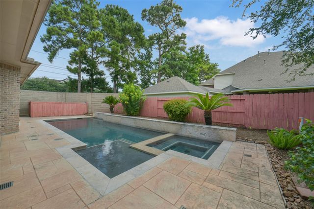 6518 Canyon Cliff Court, Houston, TX 77041