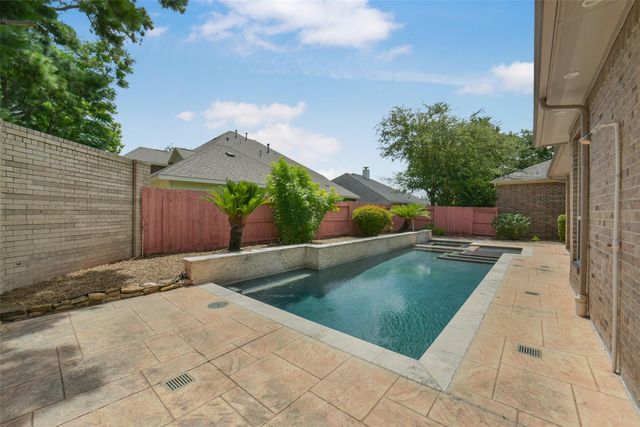 6518 Canyon Cliff Court, Houston, TX 77041