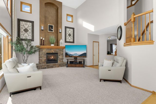 2780 Alamo Circle NE, Blaine, MN 55449