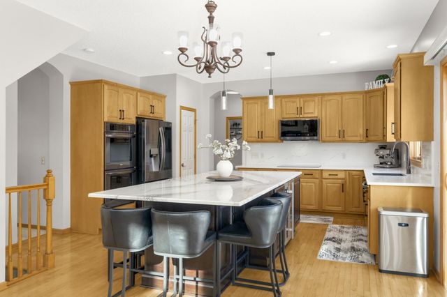 2780 Alamo Circle NE, Blaine, MN 55449