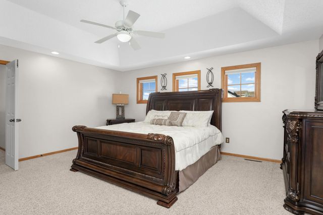 2780 Alamo Circle NE, Blaine, MN 55449