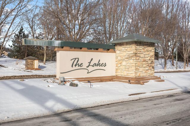 2780 Alamo Circle NE, Blaine, MN 55449