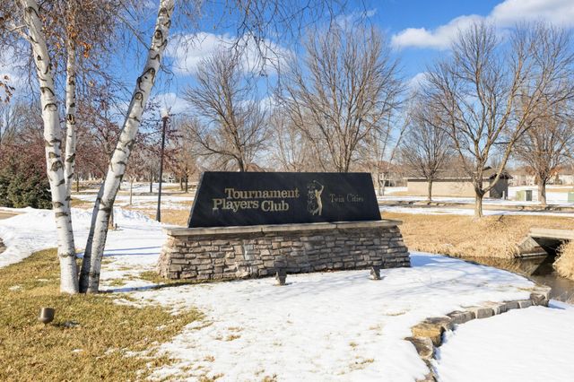 2780 Alamo Circle NE, Blaine, MN 55449