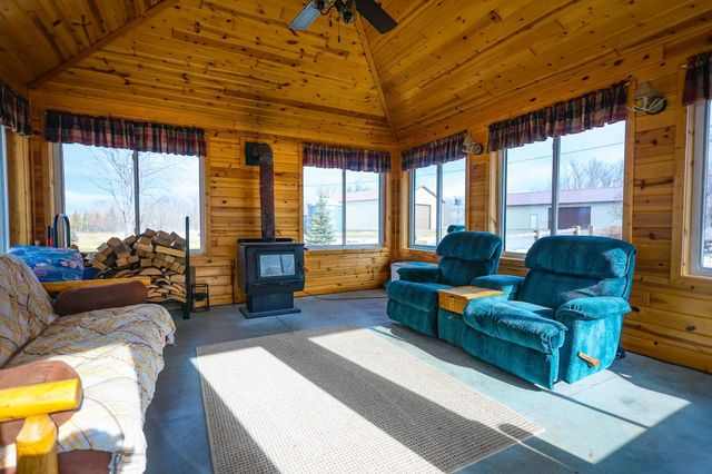 35918 410th Avenue SE, Fosston, MN 56542