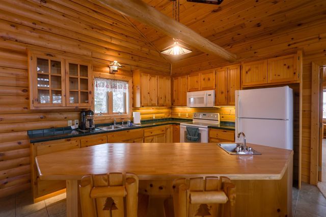 35918 410th Avenue SE, Fosston, MN 56542