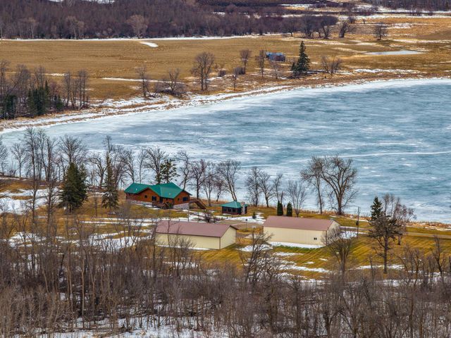 35918 410th Avenue SE, Fosston, MN 56542