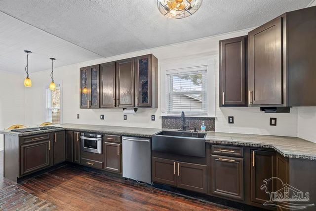 118 N F St, Pensacola, FL 32502