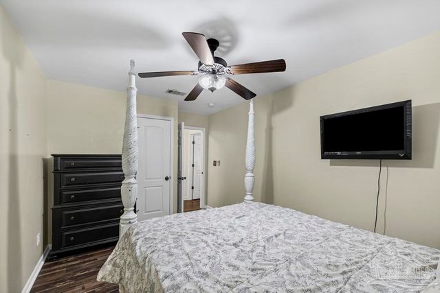 118 N F St, Pensacola, FL 32502