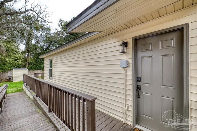 118 N F St, Pensacola, FL 32502