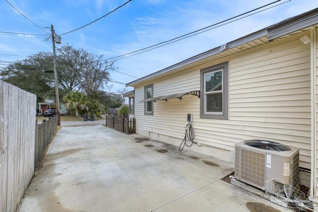118 N F St, Pensacola, FL 32502