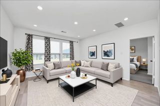 24063 Hawthorn Lakes Drive, New Caney, TX 77357