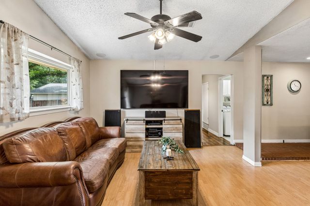 2016 Custer Parkway, Richardson, TX 75080