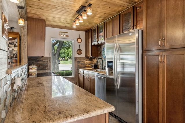 2016 Custer Parkway, Richardson, TX 75080