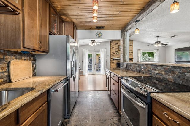 2016 Custer Parkway, Richardson, TX 75080