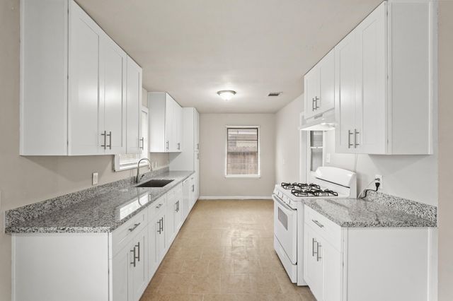 514 Gammon Drive, Houston, TX 77022