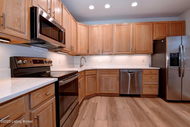 5028 Ardossan Square, Louisville, KY 40241